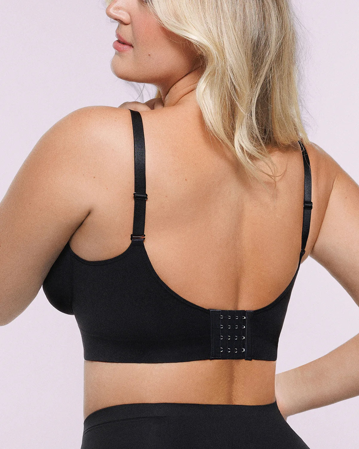 Bare Essentials™ Skin Flow Smooth Unlined Wireless Bra